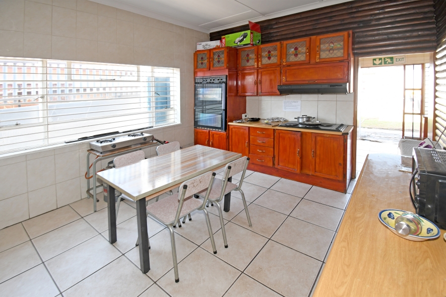 5 Bedroom Property for Sale in Brixton Gauteng