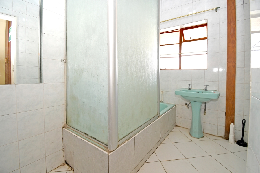 5 Bedroom Property for Sale in Brixton Gauteng