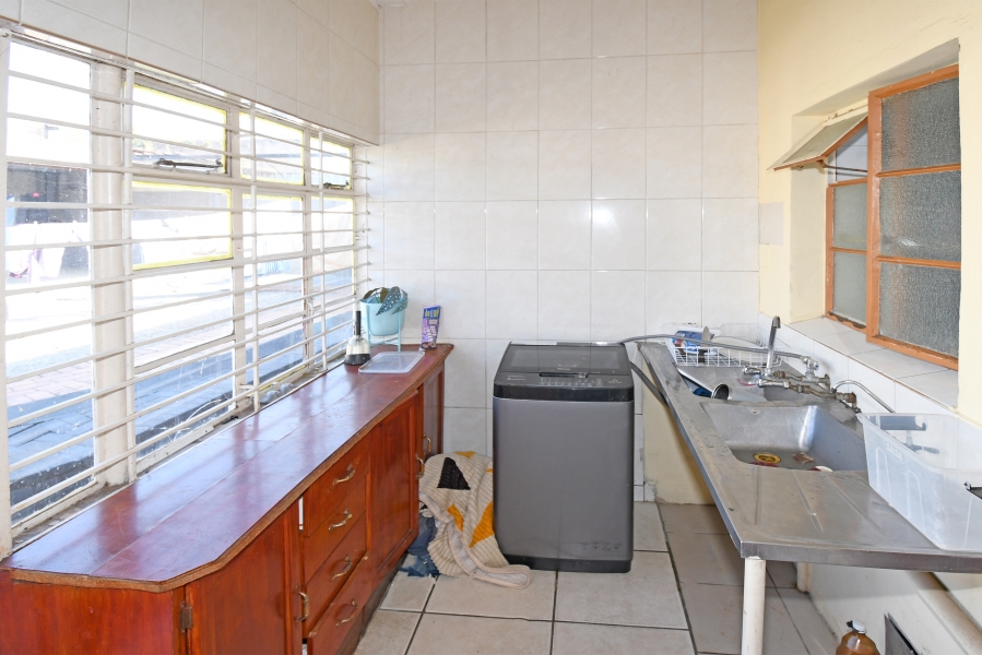 5 Bedroom Property for Sale in Brixton Gauteng