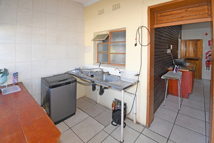 5 Bedroom Property for Sale in Brixton Gauteng