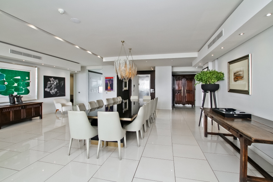 3 Bedroom Property for Sale in Sandhurst Gauteng