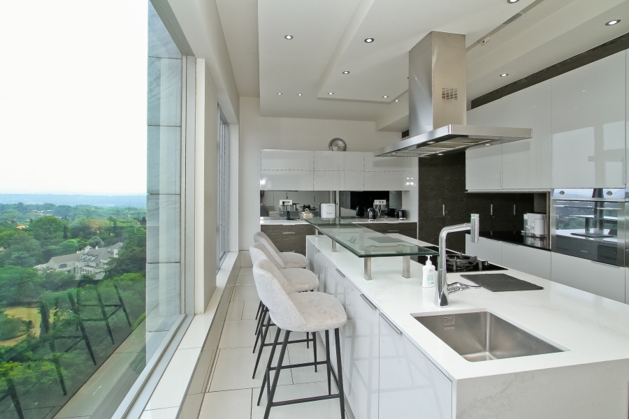 3 Bedroom Property for Sale in Sandhurst Gauteng