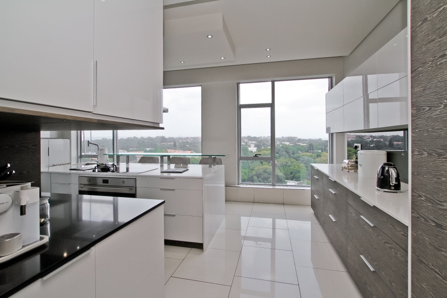 3 Bedroom Property for Sale in Sandhurst Gauteng