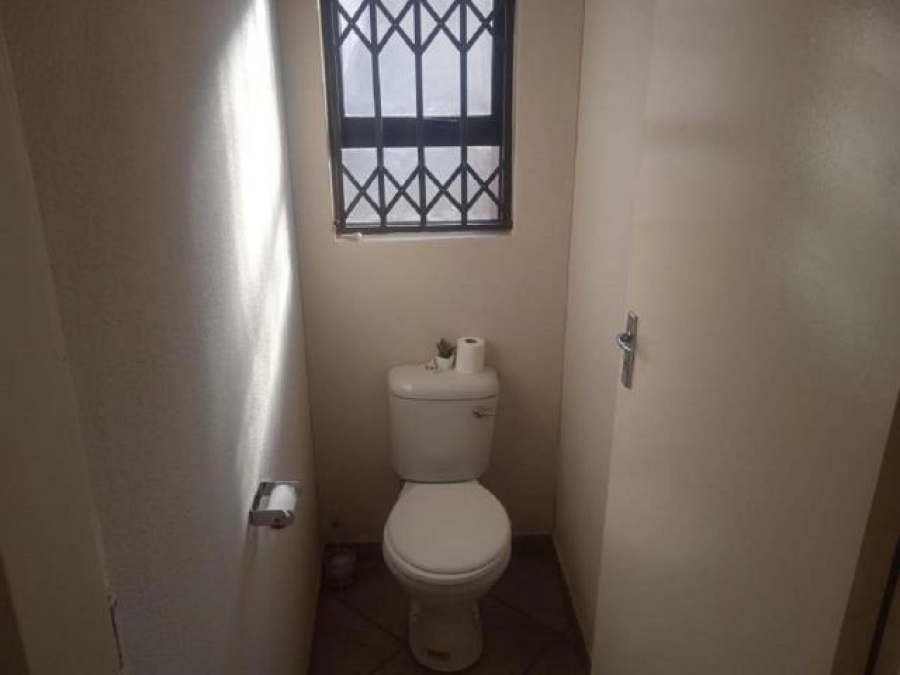 2 Bedroom Property for Sale in Alliance Gauteng
