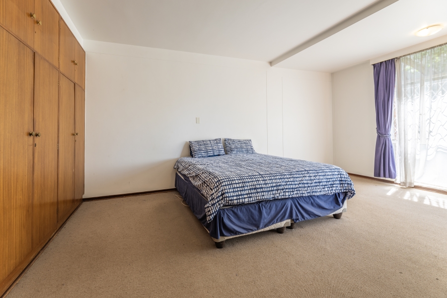 2 Bedroom Property for Sale in Atholl Gauteng