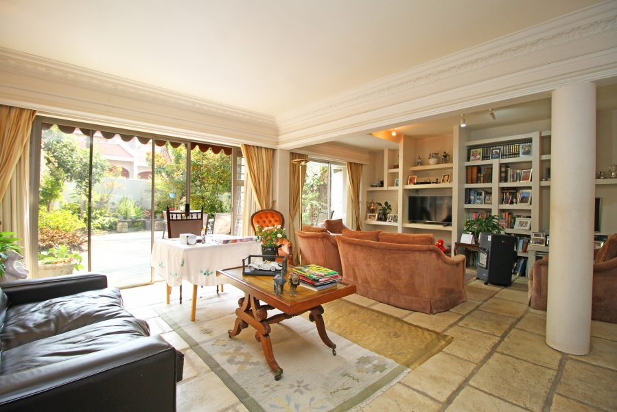 3 Bedroom Property for Sale in Illovo Gauteng