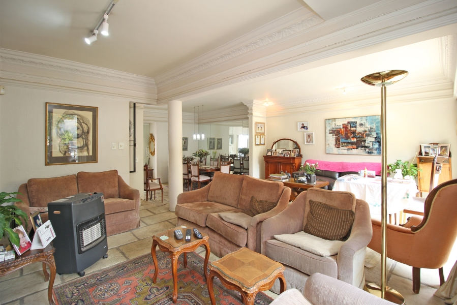 3 Bedroom Property for Sale in Illovo Gauteng