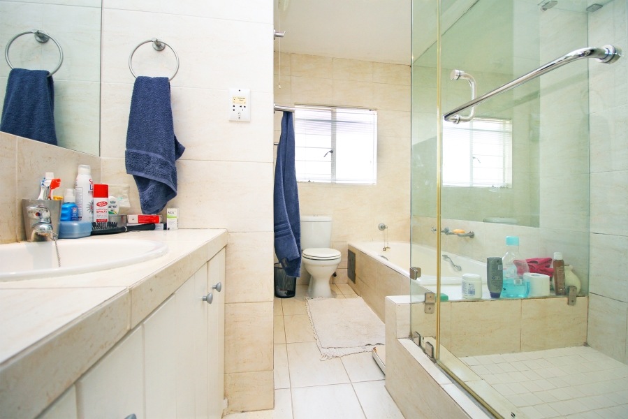 3 Bedroom Property for Sale in Illovo Gauteng