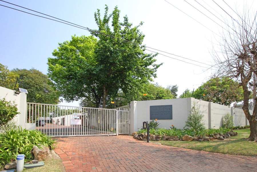 3 Bedroom Property for Sale in Illovo Gauteng