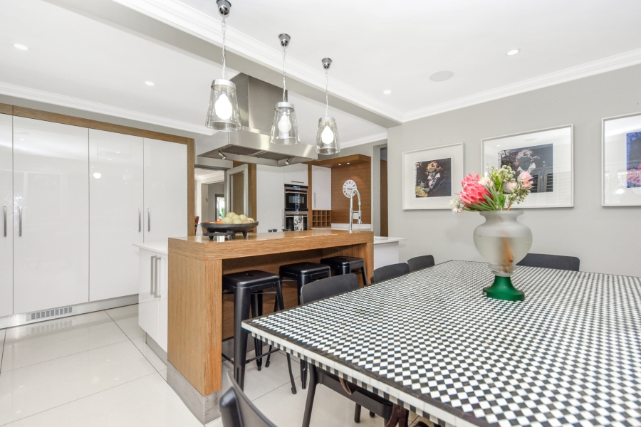 4 Bedroom Property for Sale in Gallo Manor Gauteng