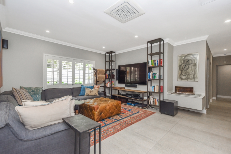 4 Bedroom Property for Sale in Gallo Manor Gauteng