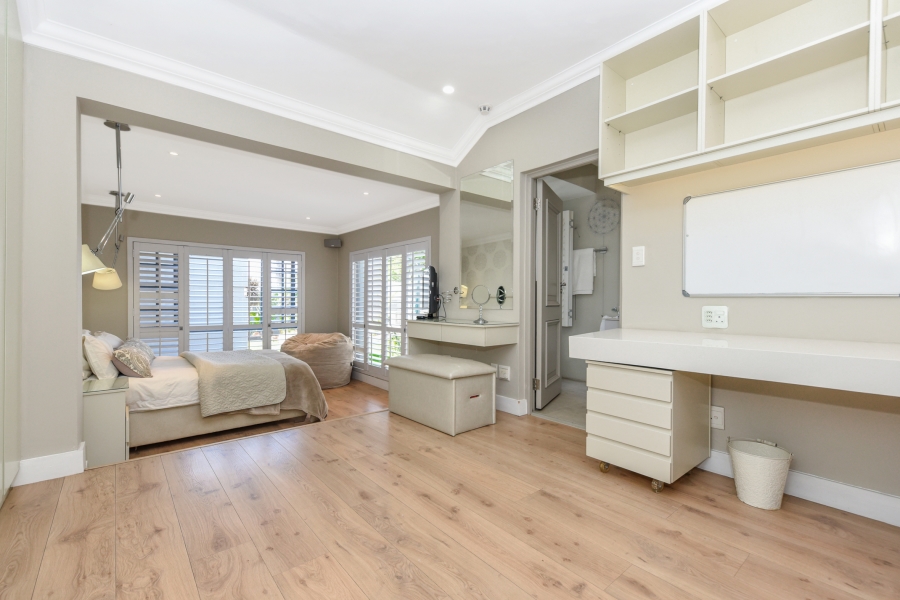 4 Bedroom Property for Sale in Gallo Manor Gauteng