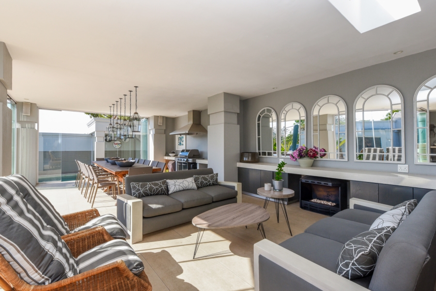 4 Bedroom Property for Sale in Gallo Manor Gauteng