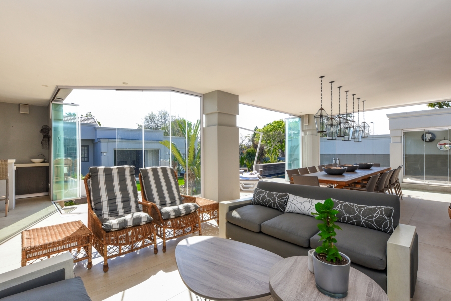 4 Bedroom Property for Sale in Gallo Manor Gauteng