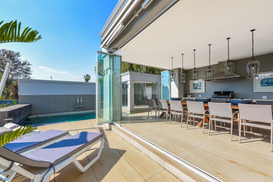 4 Bedroom Property for Sale in Gallo Manor Gauteng