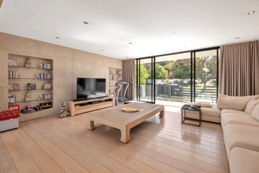 4 Bedroom Property for Sale in Greenside Gauteng