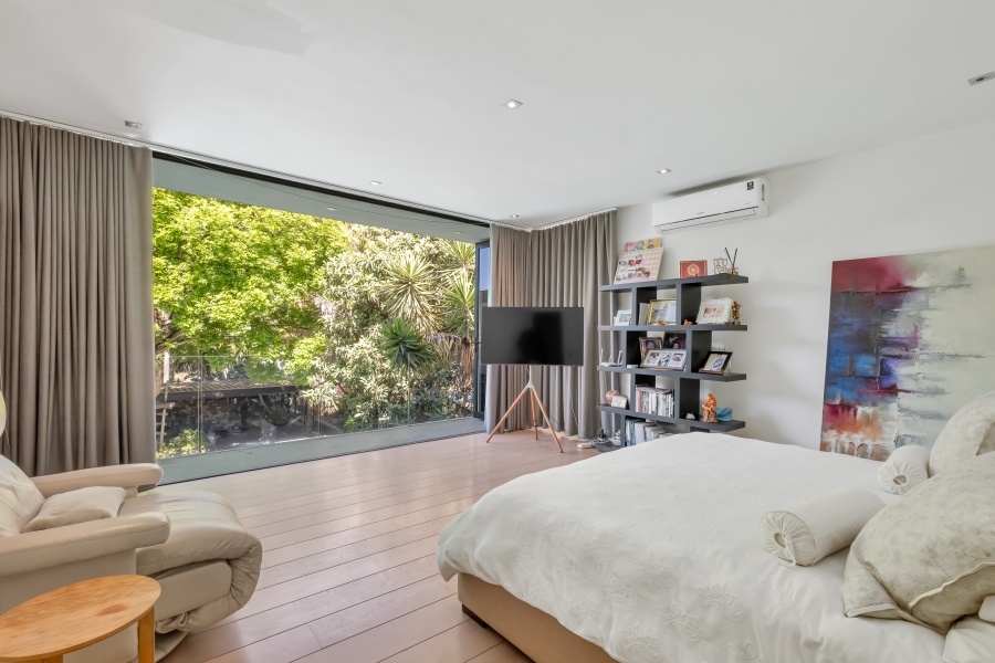 4 Bedroom Property for Sale in Greenside Gauteng