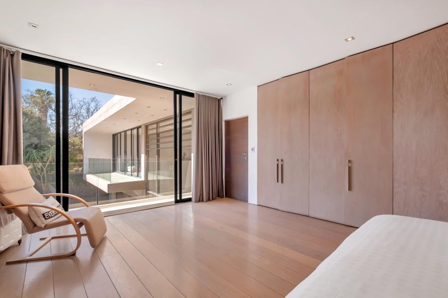 4 Bedroom Property for Sale in Greenside Gauteng