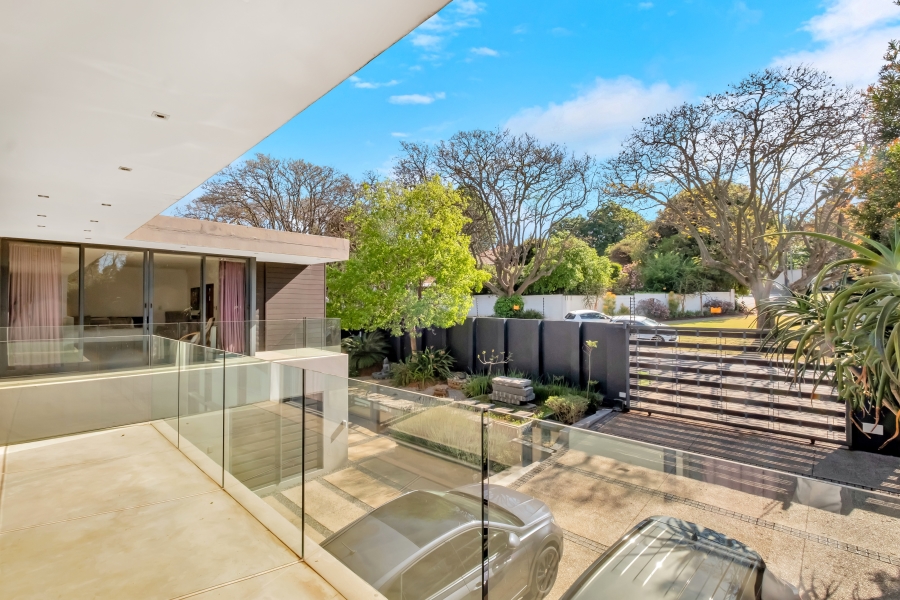 4 Bedroom Property for Sale in Greenside Gauteng