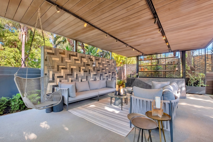 4 Bedroom Property for Sale in Greenside Gauteng