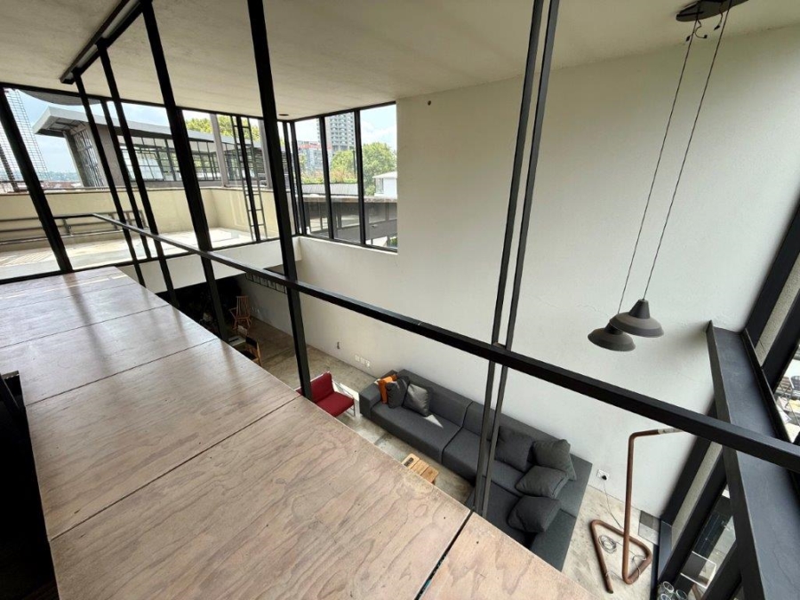 1 Bedroom Property for Sale in Milpark Gauteng