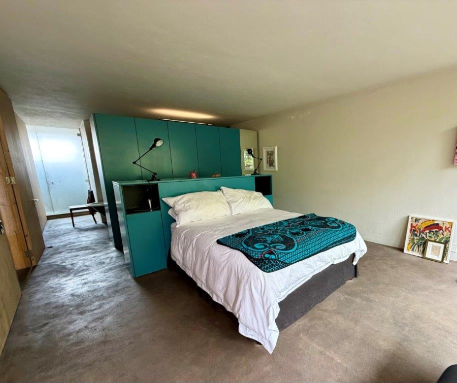 1 Bedroom Property for Sale in Milpark Gauteng