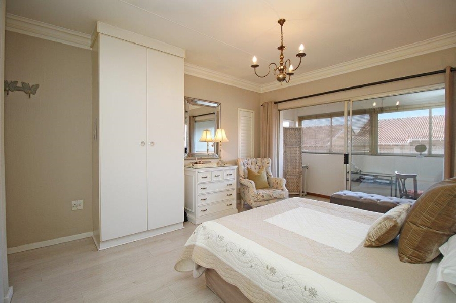 2 Bedroom Property for Sale in Hyde Park Gauteng