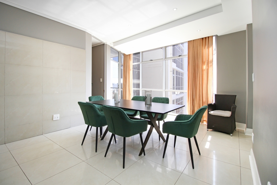 To Let 2 Bedroom Property for Rent in Sandown Gauteng