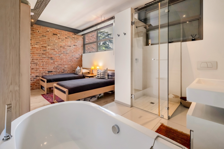 2 Bedroom Property for Sale in Hyde Park Gauteng