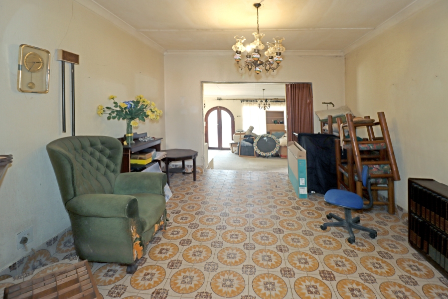 4 Bedroom Property for Sale in Orange Grove Gauteng