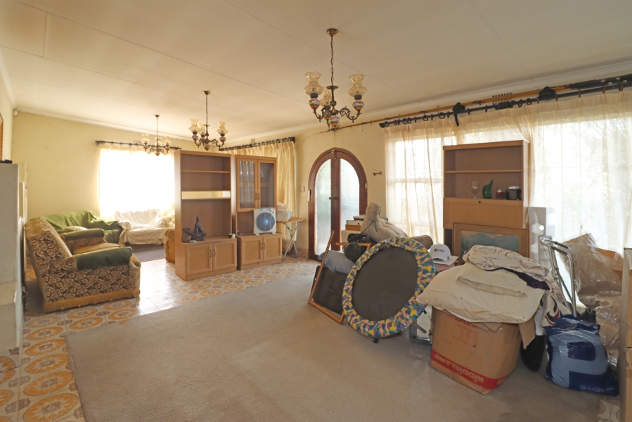 4 Bedroom Property for Sale in Orange Grove Gauteng