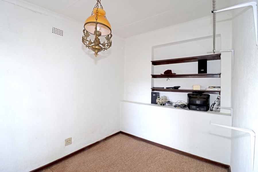 4 Bedroom Property for Sale in Orange Grove Gauteng