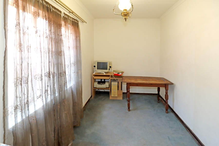 4 Bedroom Property for Sale in Orange Grove Gauteng