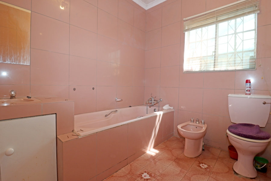 4 Bedroom Property for Sale in Orange Grove Gauteng