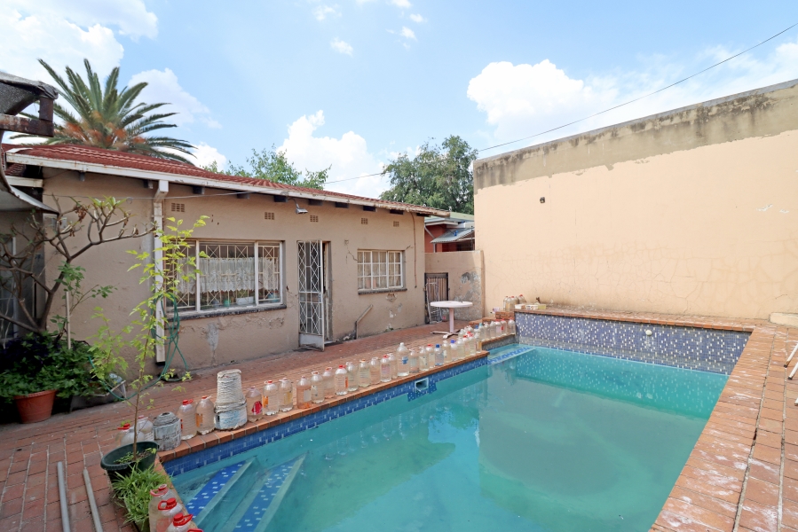 4 Bedroom Property for Sale in Orange Grove Gauteng