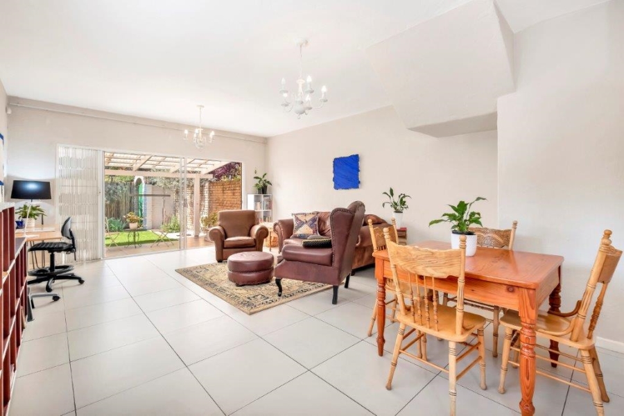 2 Bedroom Property for Sale in Victory Park Gauteng