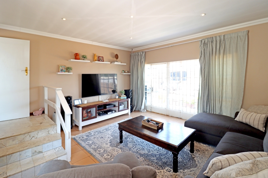 4 Bedroom Property for Sale in Rembrandt Park Gauteng