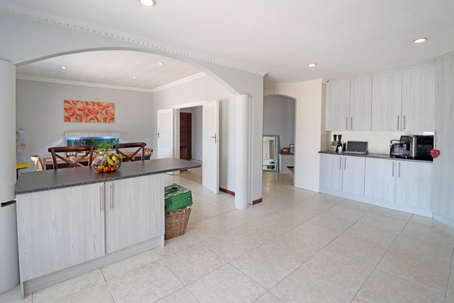 4 Bedroom Property for Sale in Rembrandt Park Gauteng