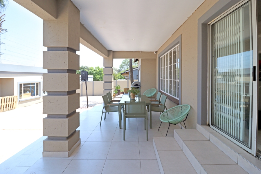 4 Bedroom Property for Sale in Rembrandt Park Gauteng