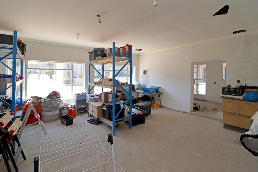 4 Bedroom Property for Sale in Rembrandt Park Gauteng