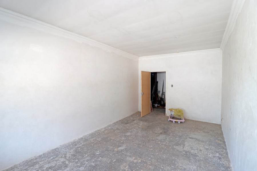 4 Bedroom Property for Sale in Rembrandt Park Gauteng