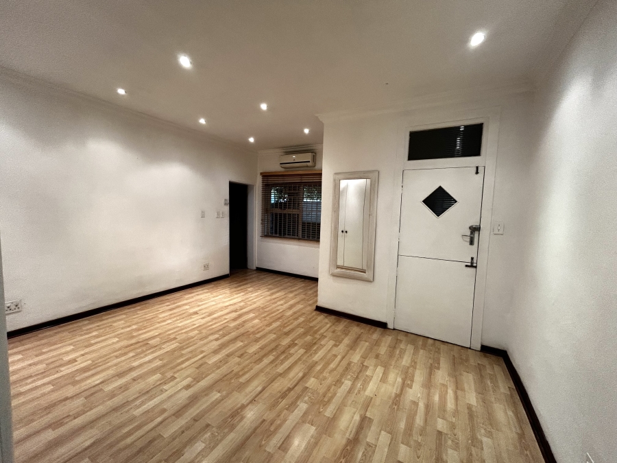 To Let 2 Bedroom Property for Rent in The Gardens Gauteng