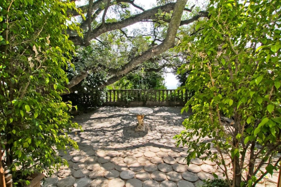 To Let 2 Bedroom Property for Rent in Westcliff Gauteng