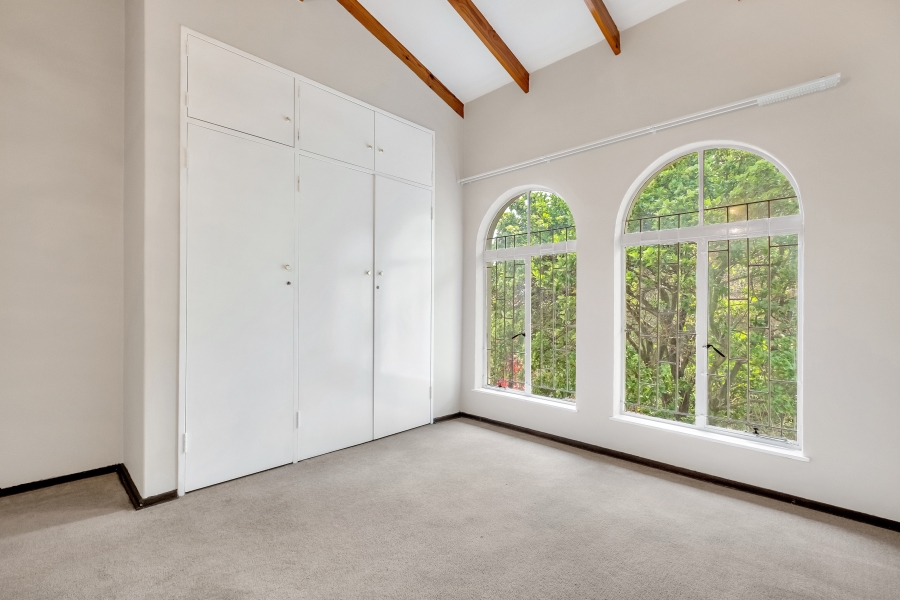 3 Bedroom Property for Sale in Morningside Manor Gauteng