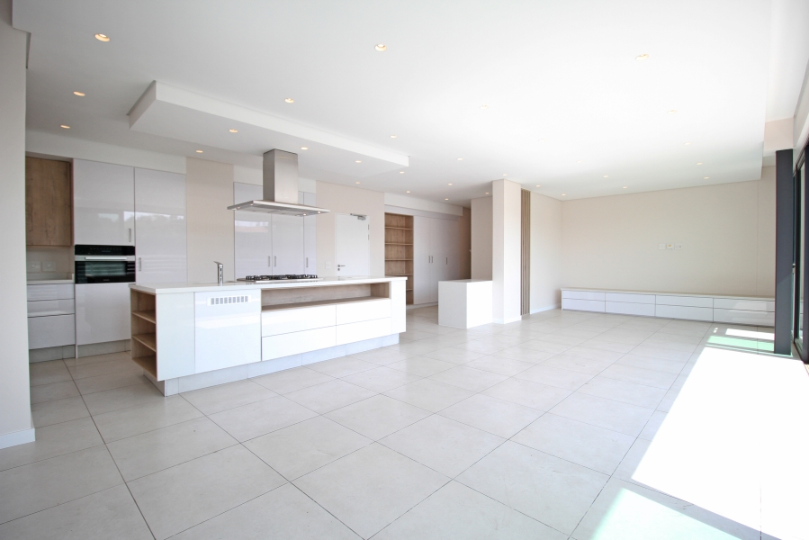 3 Bedroom Property for Sale in Glenadrienne Gauteng