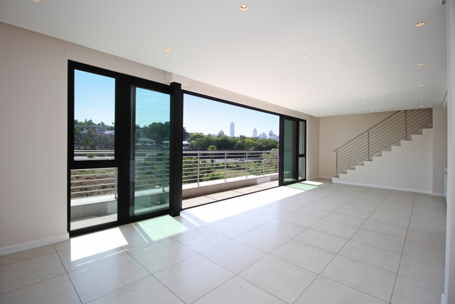 3 Bedroom Property for Sale in Glenadrienne Gauteng