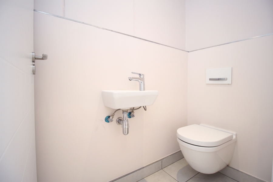 3 Bedroom Property for Sale in Glenadrienne Gauteng