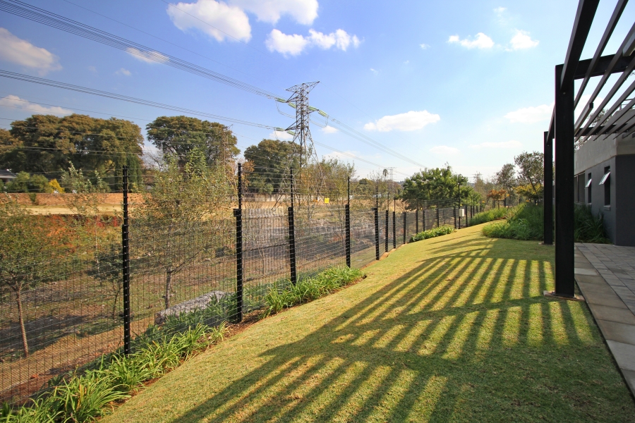 3 Bedroom Property for Sale in Glenadrienne Gauteng