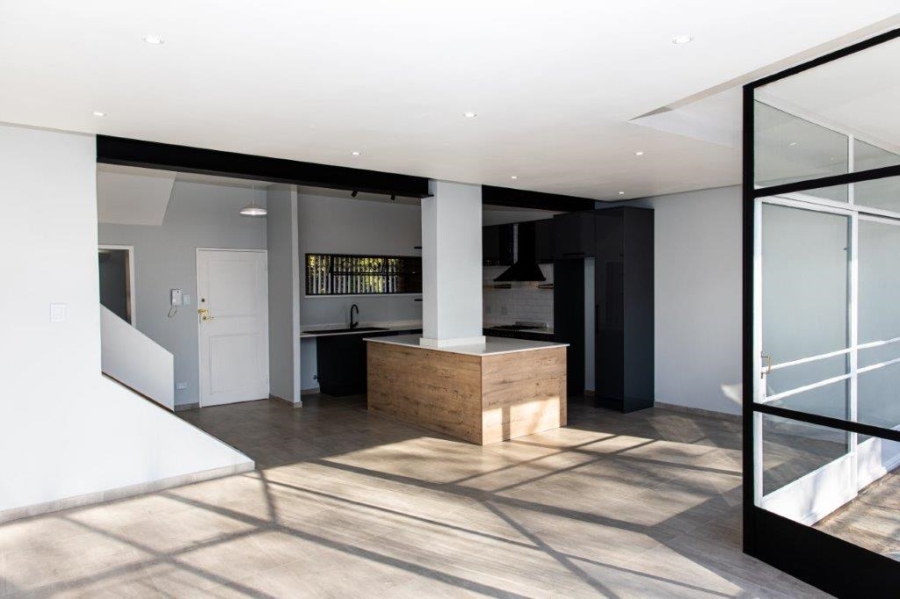 2 Bedroom Property for Sale in Atholl Gauteng