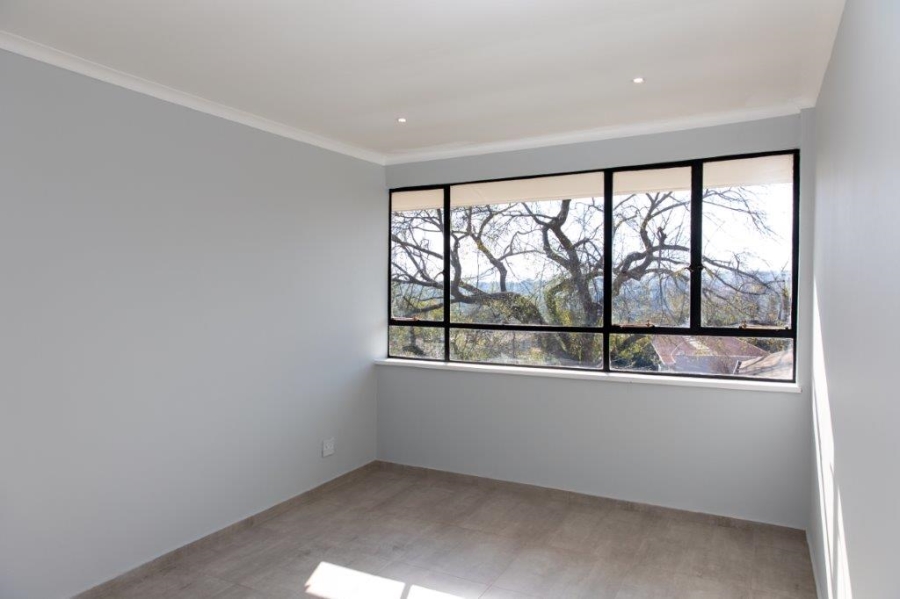 2 Bedroom Property for Sale in Atholl Gauteng